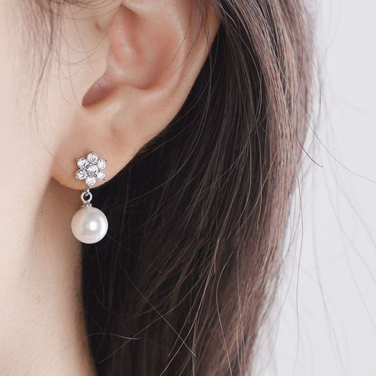 Snowflake Faux Pearl Stud Earrings for Women
