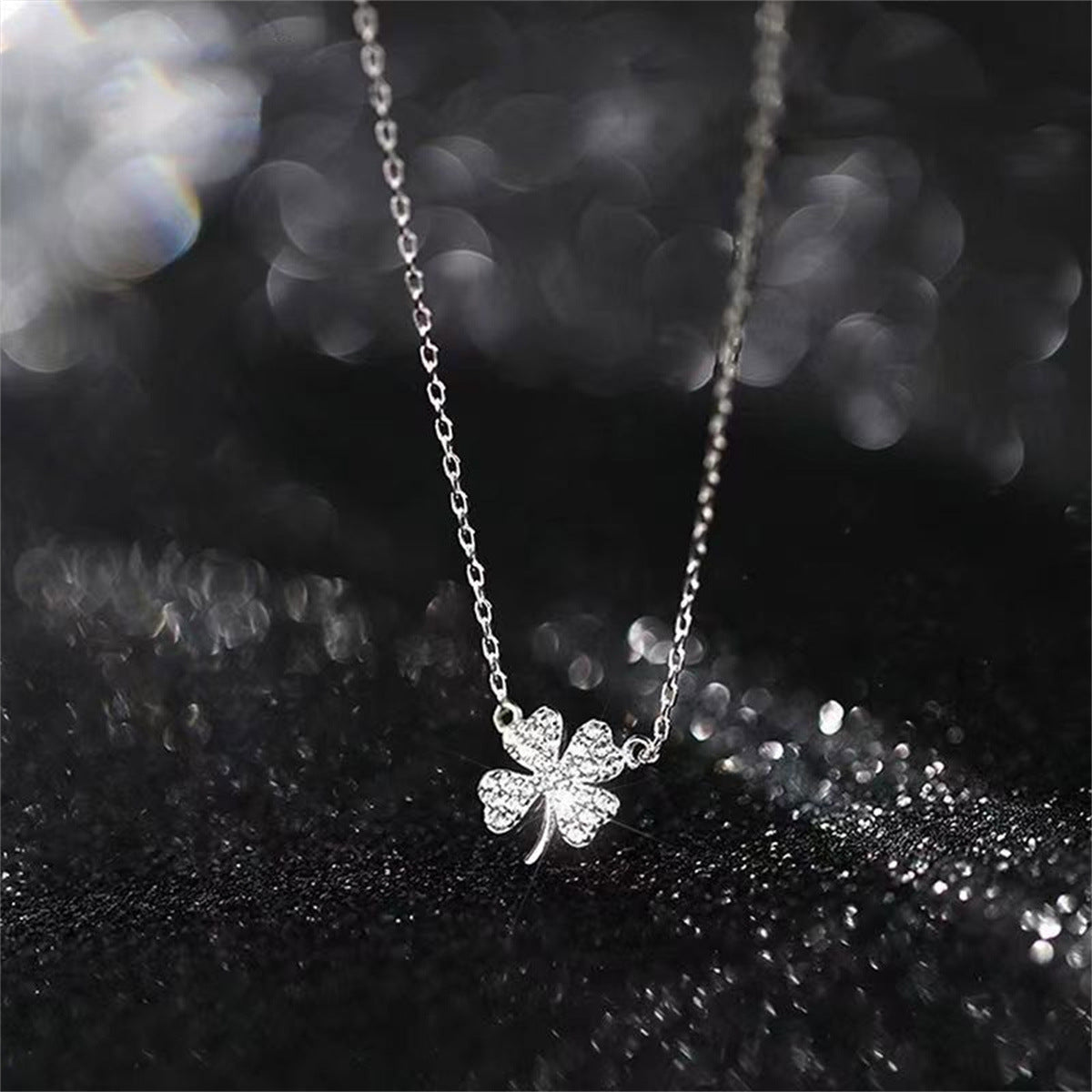 Four Leaf Clover Pendant Necklace for Women - Four Leaf Clover