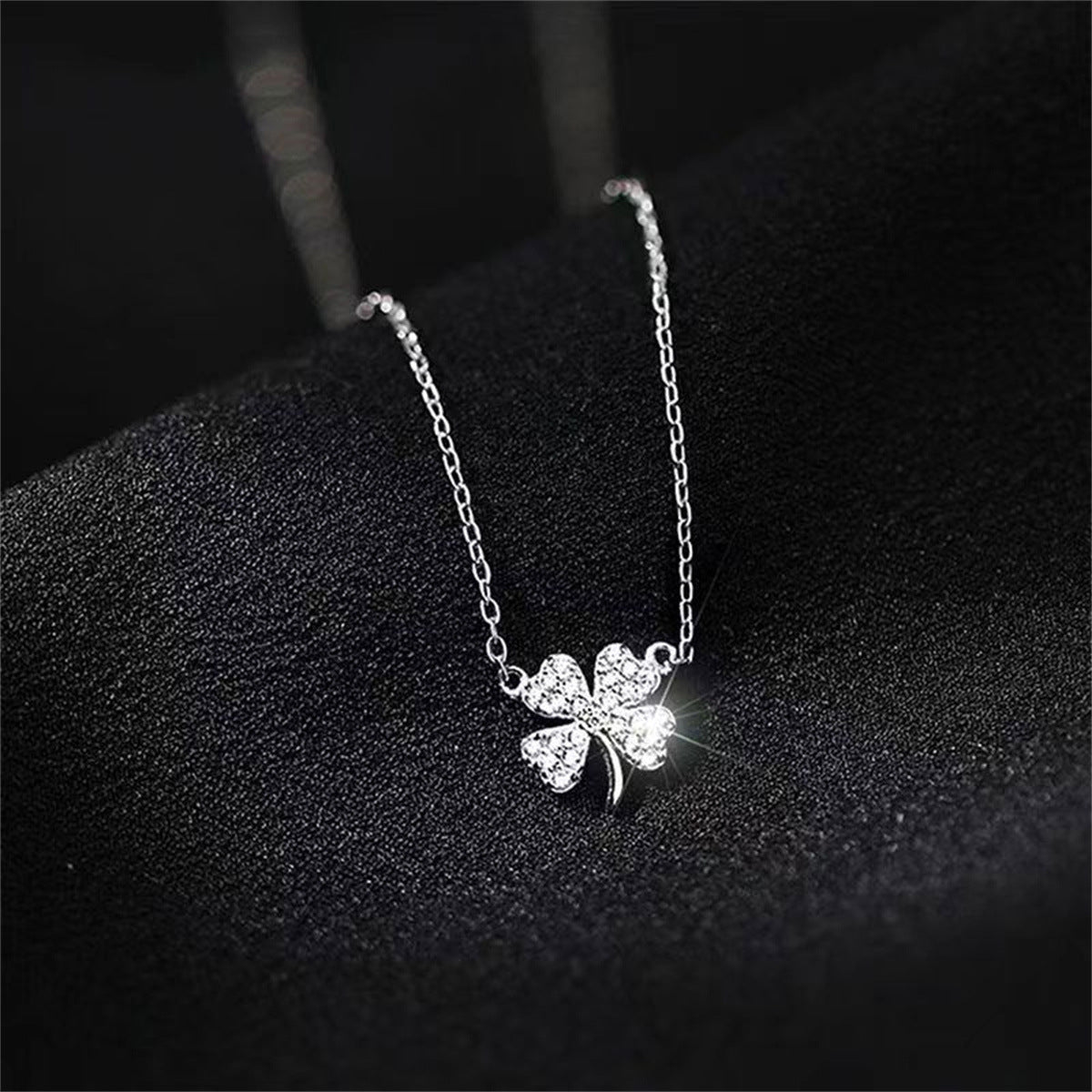 Four Leaf Clover Pendant Necklace for Women - Four Leaf Clover Style 2